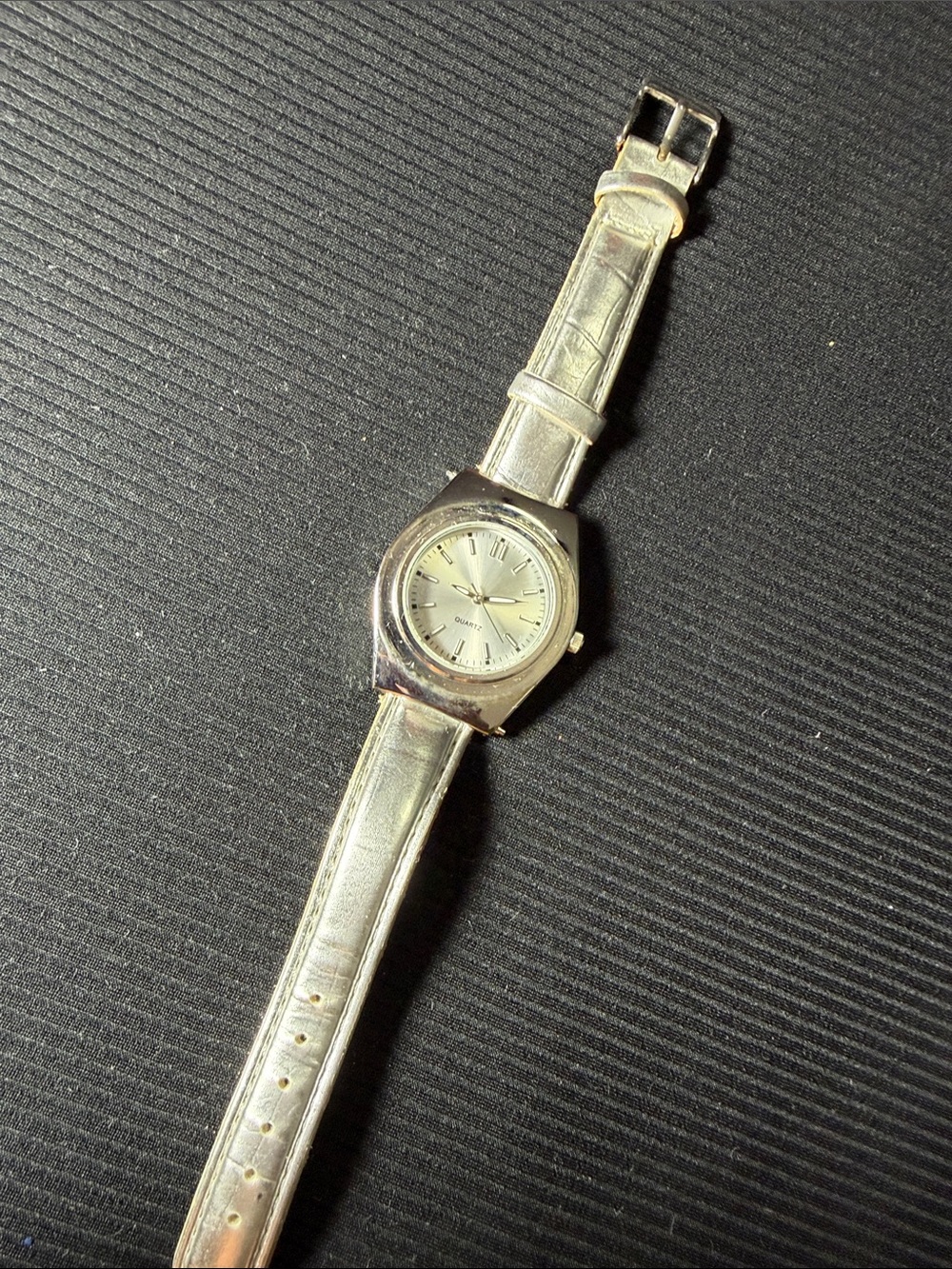 Silver Women's Analog Watch with Metallic Leather Strap